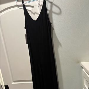 Athleta v-neck romper, black size large